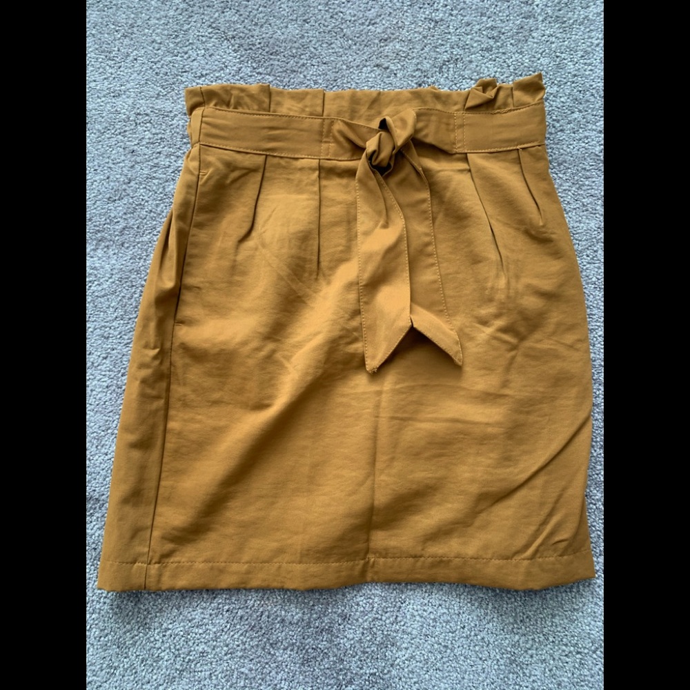 Paperbag skirt 🧡